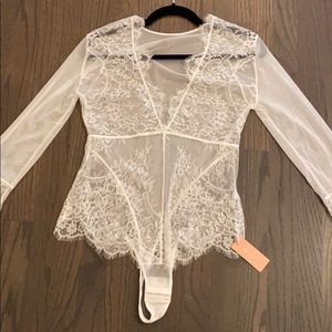 Eyelash Lace & Mesh Bell Sleeve Teddy